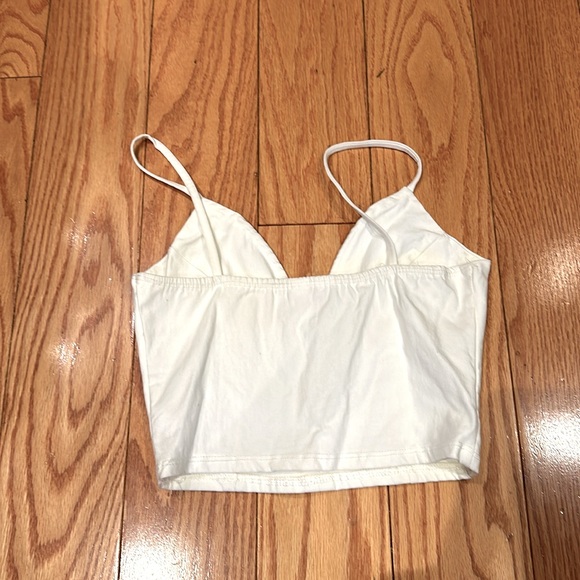 White Deep V crop top - Picture 2 of 2